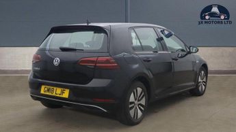 Volkswagen e-Golf 35.8kWh e-Golf Auto 5dr