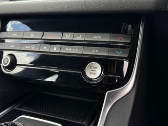 Jaguar XF 2.0d R-Sport Auto Euro 6 (s/s) 4dr