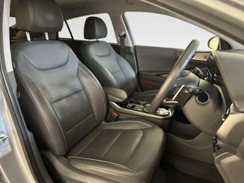 Hyundai IONIQ 38.3kWh Premium SE Hatchback 5dr Electric Auto (136 ps)