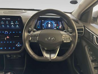 Hyundai IONIQ 38.3kWh Premium SE Hatchback 5dr Electric Auto (136 ps)