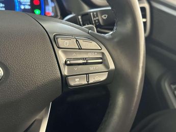 Hyundai IONIQ 38.3kWh Premium SE Hatchback 5dr Electric Auto (136 ps)