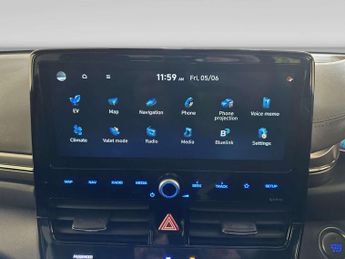 Hyundai IONIQ 38.3kWh Premium SE Hatchback 5dr Electric Auto (136 ps)