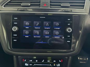 Volkswagen Tiguan 1.4 TSI 13kWh R-Line SUV 5dr Petrol Plug-in Hybrid DSG Euro 6 (s