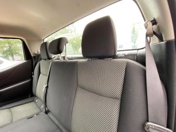 Nissan Navara 2.3 dCi Visia 4WD Euro 6 (s/s) 4dr