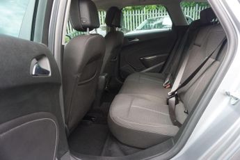 Vauxhall Astra 1.6 16V SE Sports Tourer Euro 5 5dr