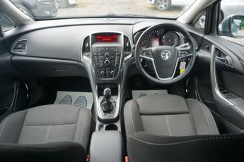 Vauxhall Astra 1.6 16V SE Sports Tourer Euro 5 5dr