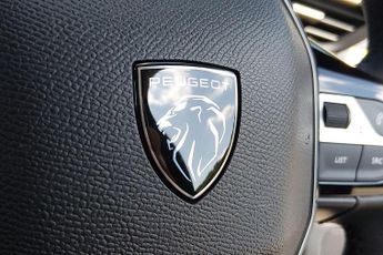 Peugeot 208 1.2 Allure Hatchback 5dr Petrol Hybrid e-DSC6 Euro 6 (s/s) (100 