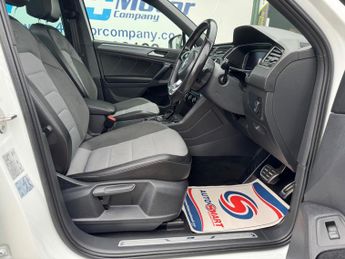 Volkswagen Tiguan 1.5 TSI EVO R-Line Tech DSG Euro 6 (s/s) 5dr