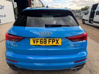 Audi Q3 1.5 TFSI CoD 35 S line S Tronic Euro 6 (s/s) 5dr