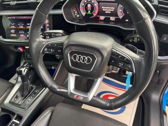 Audi Q3 1.5 TFSI CoD 35 S line S Tronic Euro 6 (s/s) 5dr