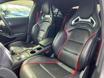 Mercedes-Benz CLA 2.0 CLA45 AMG Coupe SpdS DCT 4MATIC Euro 6 (s/s) 4dr