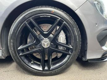Mercedes-Benz CLA 2.0 CLA45 AMG Coupe SpdS DCT 4MATIC Euro 6 (s/s) 4dr