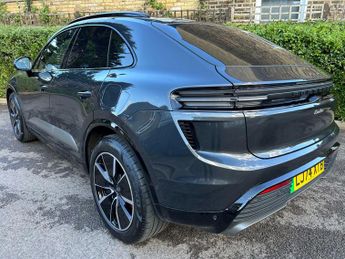 Porsche Macan 100kWh Turbo Auto 4WD 5dr