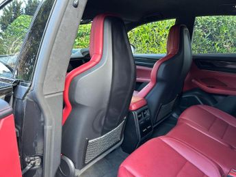 Porsche Macan 100kWh Turbo Auto 4WD 5dr
