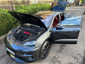 Porsche Macan 100kWh Turbo Auto 4WD 5dr