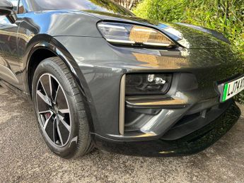 Porsche Macan 100kWh Turbo Auto 4WD 5dr