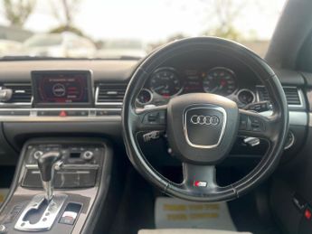 Audi S8 5.2 FSI quattro 4dr