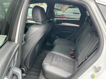 Audi Q5 2.0 TDI 40 S line Sportback S Tronic quattro Euro 6 (s/s) 5dr