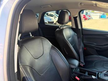 Ford Focus 1.5T EcoBoost Titanium Auto Euro 6 (s/s) 5dr