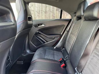 Mercedes-Benz CLA 2.1 CLA220 CDI AMG Sport Coupe 7G-DCT Euro 6 (s/s) 4dr