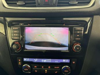 Nissan Qashqai 1.3 DIG-T Acenta Premium SUV 5dr Petrol DCT Auto Euro 6 (s/s) (1
