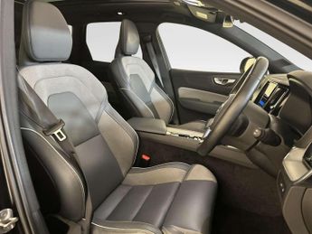 Volvo XC60 2.0h T6 Recharge 18.8kWh Plus SUV 5dr Petrol Plug-in Hybrid Auto
