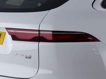 Jaguar F-PACE 2.0 P400e 17.1kWh R-Dynamic SE Auto AWD Euro 6 (s/s) 5dr