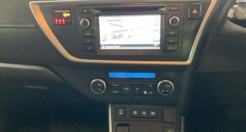 Toyota Auris 1.8 VVT-h Excel CVT Euro 5 (s/s) 5dr