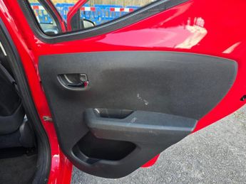 Toyota AYGO 1.0 VVT-i x-play Euro 6 5dr