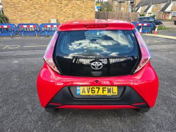 Toyota AYGO 1.0 VVT-i x-play Euro 6 5dr