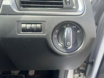 Skoda Rapid 1.2 TSI SE Connect Euro 5 5dr