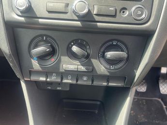 Skoda Rapid 1.2 TSI SE Connect Euro 5 5dr