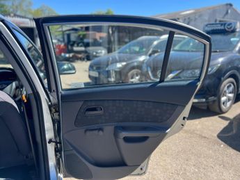 Kia Rio 1.4 Ice 5dr
