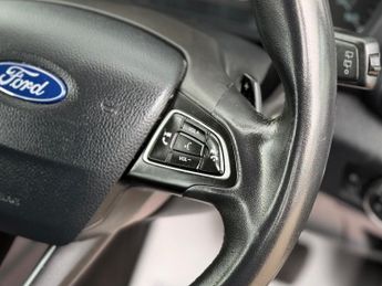 Ford EcoSport 1.0T EcoBoost Zetec Auto Euro 6 (s/s) 5dr