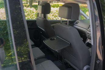 Volkswagen Sharan 2.0 TDI BlueMotion Tech SE DSG Euro 5 (s/s) 5dr