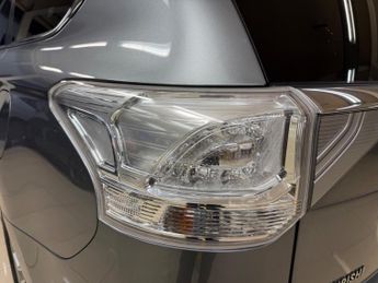 Mitsubishi Outlander 2.0h 12kWh GX4hs CVT 4WD Euro 5 (s/s) 5dr