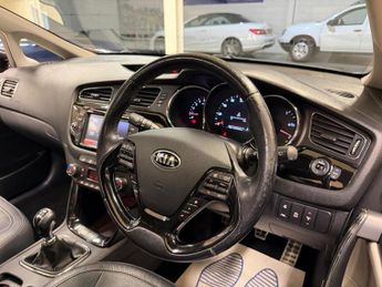 Kia Ceed 1.6 CRDi EcoDynamics 4 Tech Euro 5 (s/s) 5dr