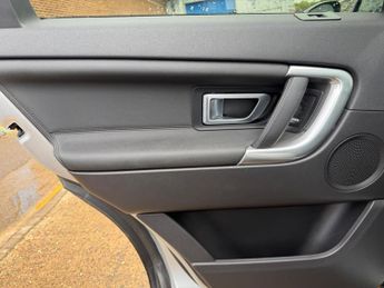 Land Rover Discovery Sport 2.0 TD4 HSE Auto 4WD Euro 6 (s/s) 5dr