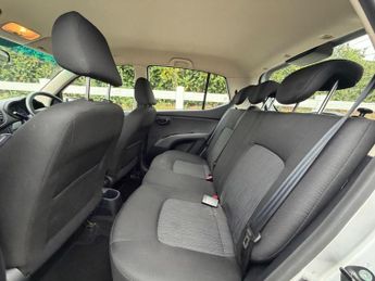 Hyundai i10 1.2 Active Auto Euro 5 5dr