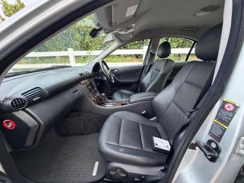 Mercedes-Benz C Class 1.8 C180 Kompressor Classic SE 4dr