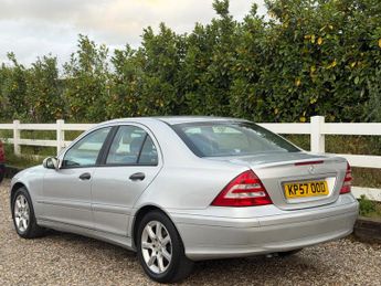Mercedes-Benz C Class 1.8 C180 Kompressor Classic SE 4dr