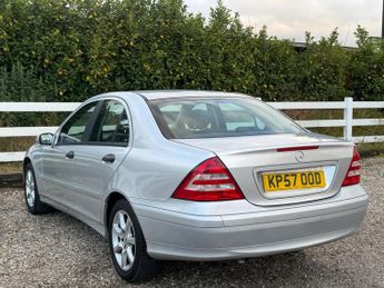 Mercedes-Benz C Class 1.8 C180 Kompressor Classic SE 4dr