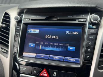 Hyundai i30 1.6 CRDi Blue Drive SE Nav DCT Euro 6 (s/s) 5dr