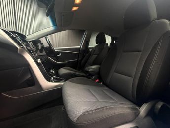 Hyundai i30 1.6 CRDi Blue Drive SE Nav DCT Euro 6 (s/s) 5dr