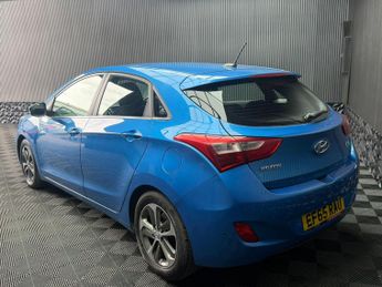 Hyundai i30 1.6 CRDi Blue Drive SE Nav DCT Euro 6 (s/s) 5dr