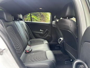 Mercedes-Benz A Class 1.3 A180 SE 7G-DCT Euro 6 (s/s) 5dr