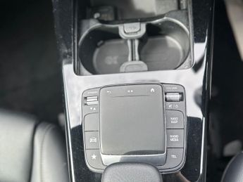 Mercedes-Benz A Class 1.3 A180 SE 7G-DCT Euro 6 (s/s) 5dr