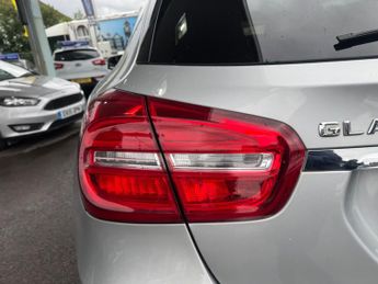 Mercedes-Benz GLA 2.1 GLA220d AMG Line (Premium) 7G-DCT 4MATIC Euro 6 (s/s) 5dr