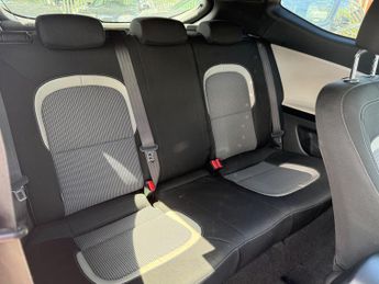 Kia ProCeed 1.6 CRDi EcoDynamics SE Euro 5 (s/s) 3dr