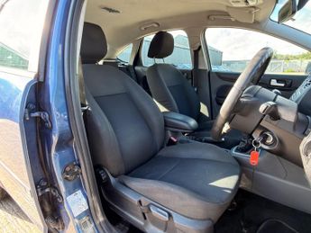 Ford Focus 1.6 Zetec Climate 5dr